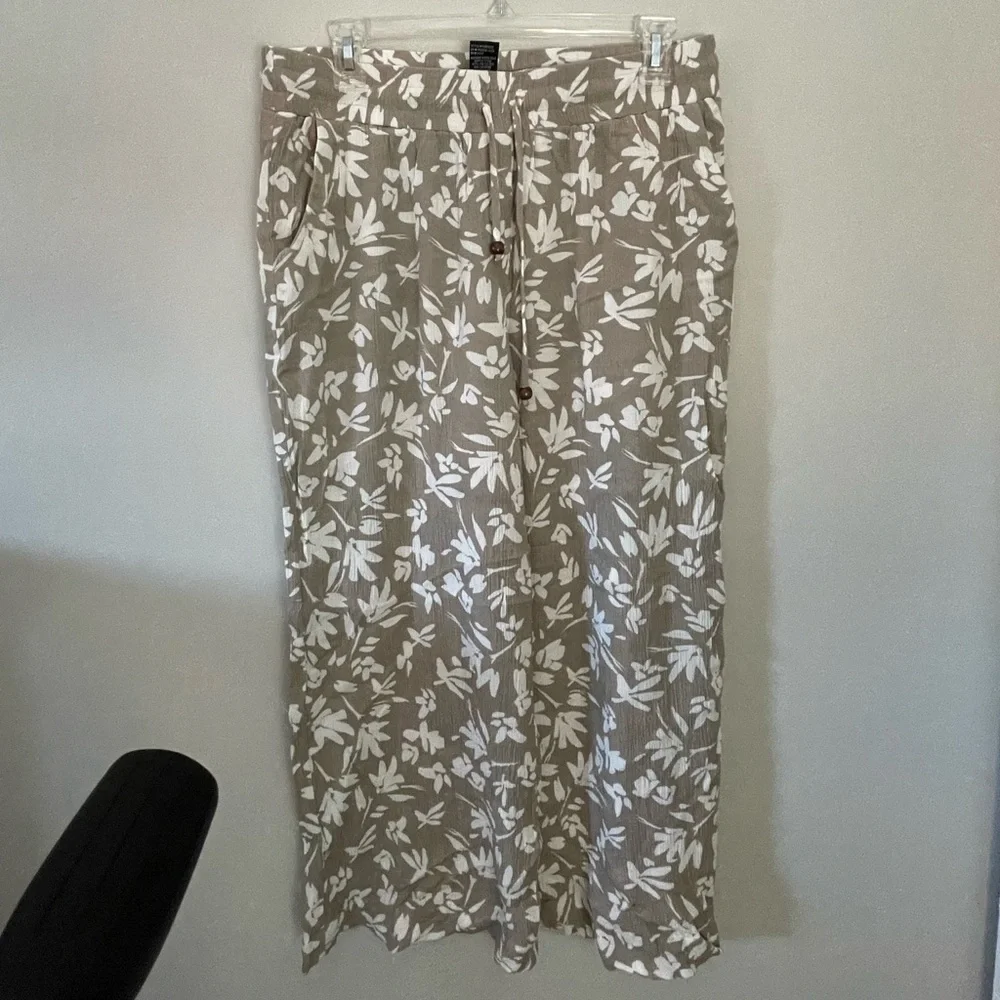 Beachy Matching Set - Picture 3 of 6